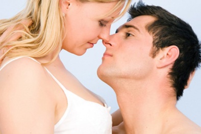 Những điểm nóng trên cơ thể phụ nữ muốn được hôn nhất